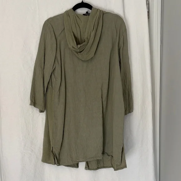 Olive Green Button-Front Tunic - Picture 3 of 3